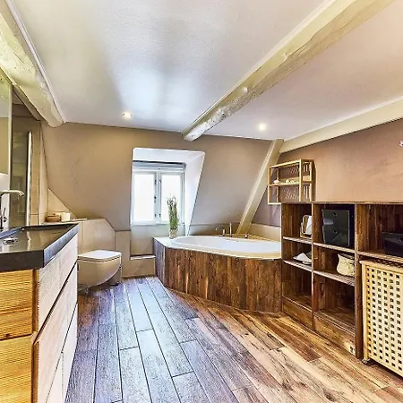 Fewo1846 - Im Seglerhaus - Familienfreundliche Altbauwohnung Mit 2 Schlafzimmern Und Hafenblick Lejlighed Flensborg