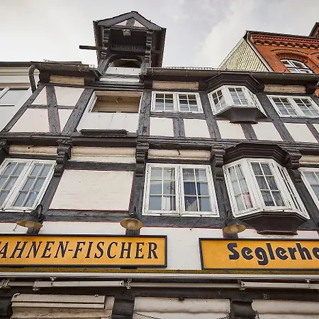Fewo1846 - Im Seglerhaus - Familienfreundliche Altbauwohnung Mit 2 Schlafzimmern Und Hafenblick *